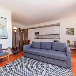 Apartamento V - Casa Mazulis, Luz